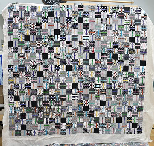 Ali's Split Easy Patch Quilt, longarm quilted by Quilted Joy